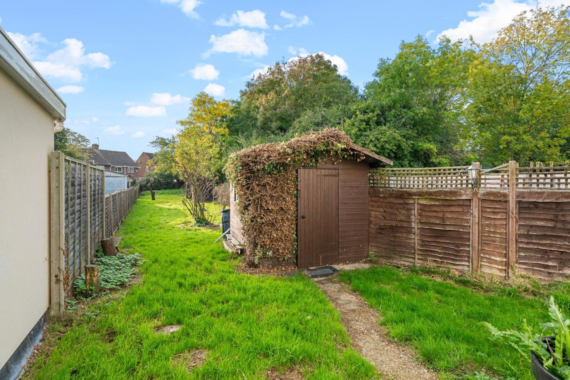 Apartamento 2 Bed Luxury Parking And Garden - Close To Heathrow