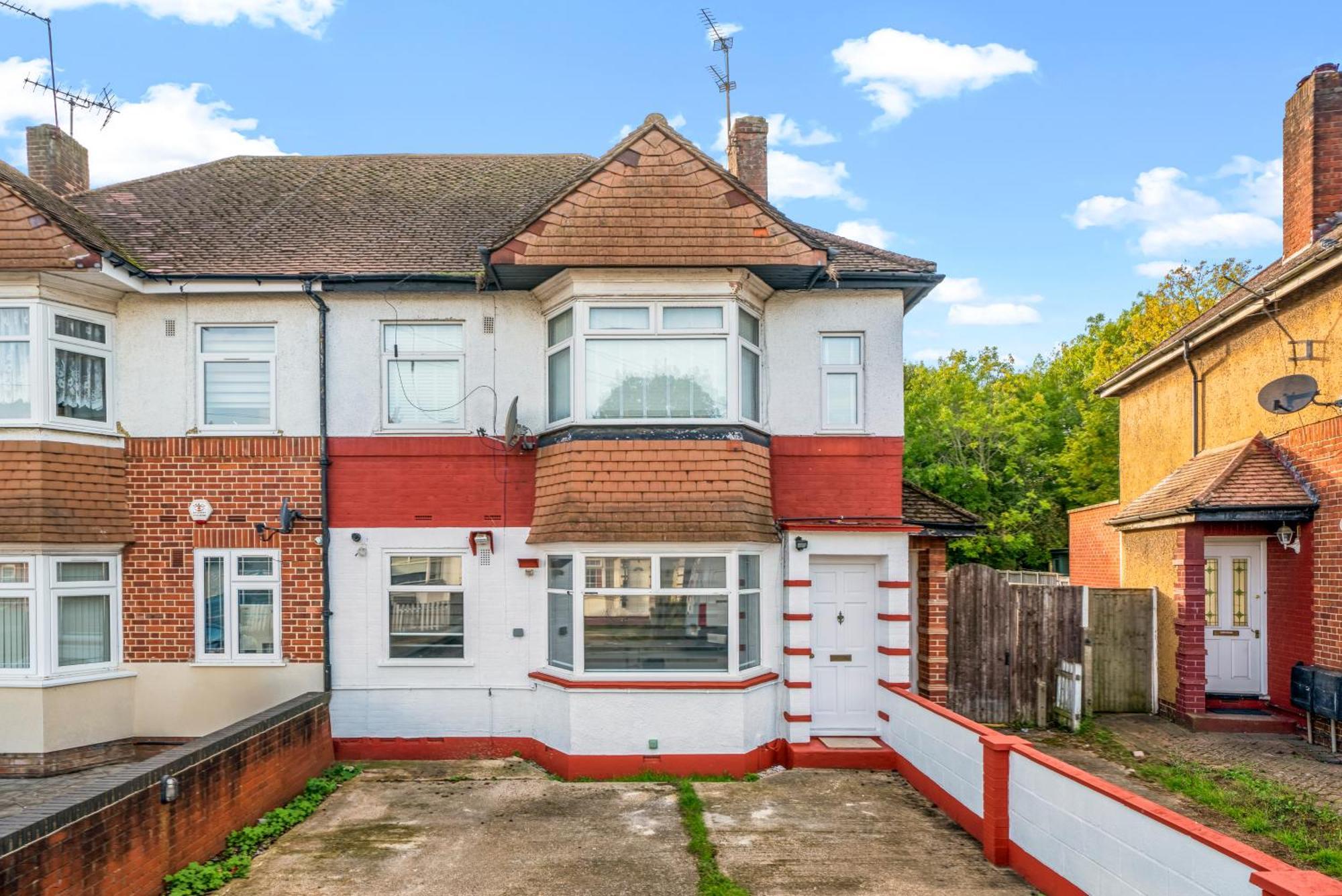 Apartamento 2 Bed Luxury Parking And Garden - Close To Heathrow Londres